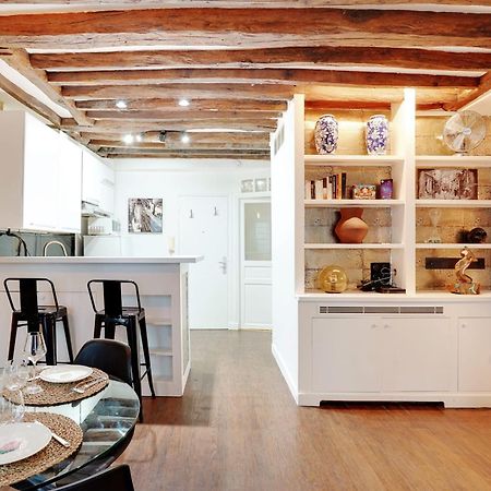 Marais - Vosges Luxury Flat Apartment Париж Екстериор снимка